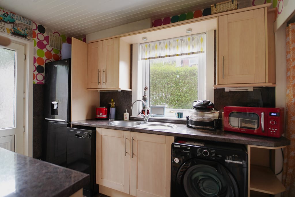 36, Dundee