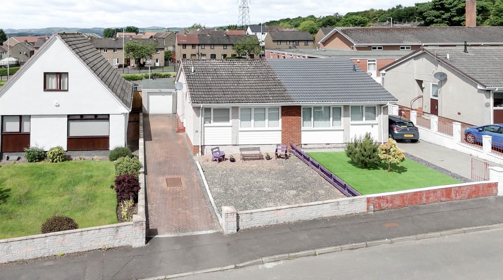 12, Dundee