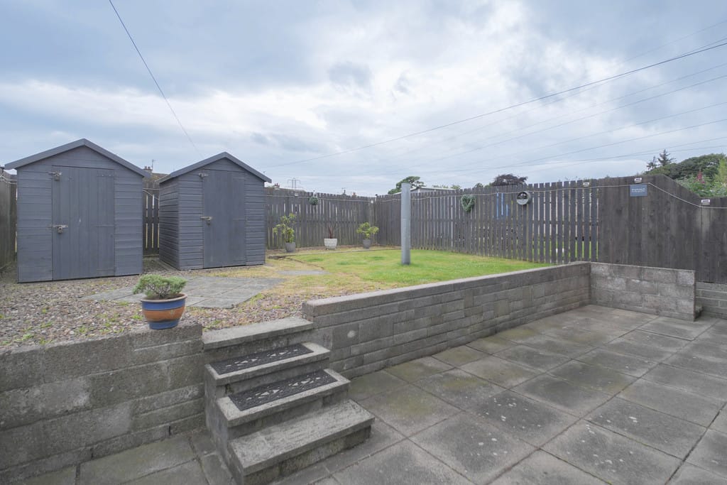 86, Dundee